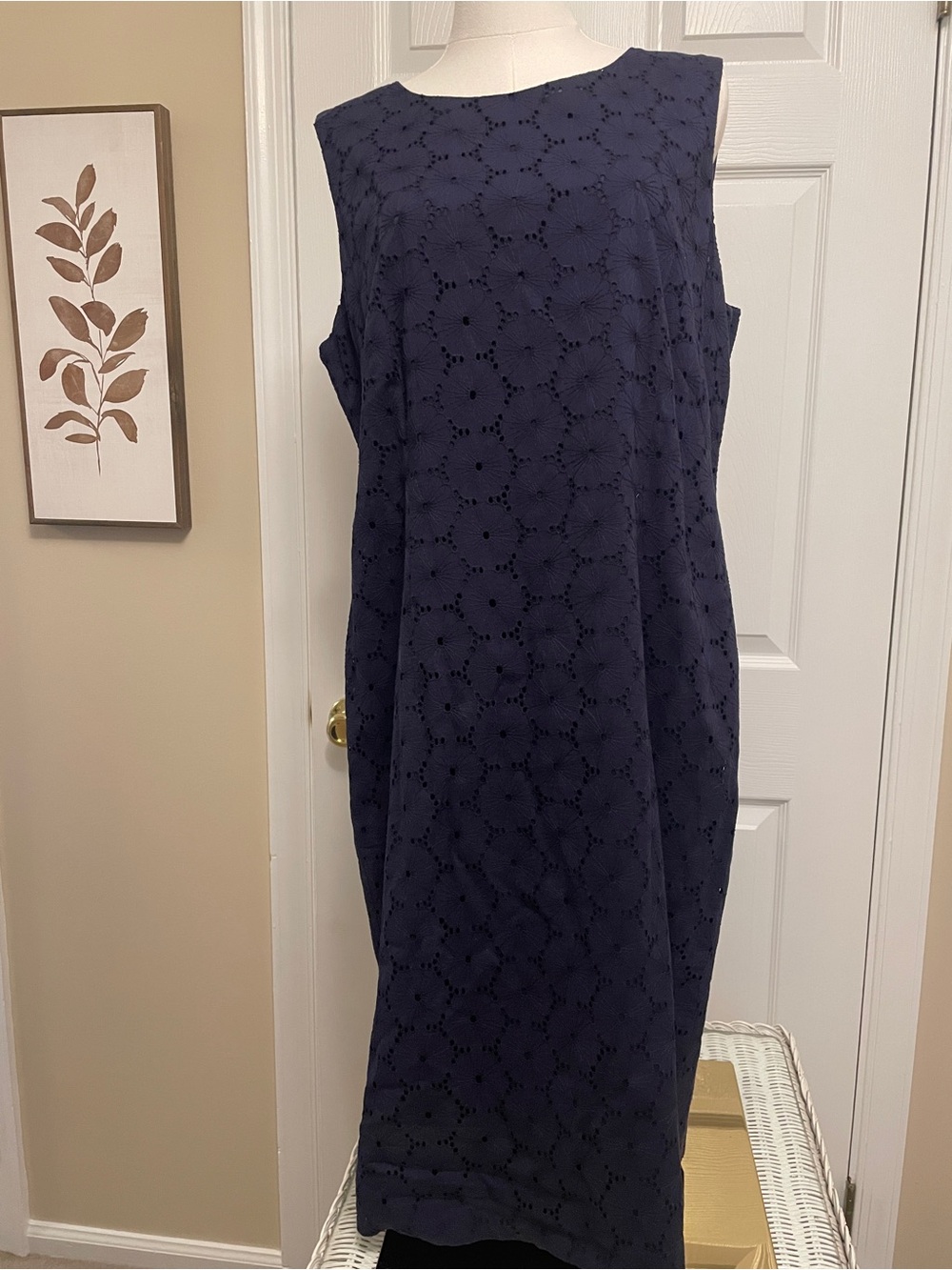 Talbots Navy Blue Eyelet Sleeveless Shift Dress Size 16